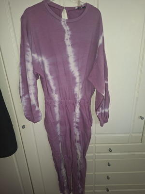 Jumpsuit sweatshirt like new, elastic waist, purple