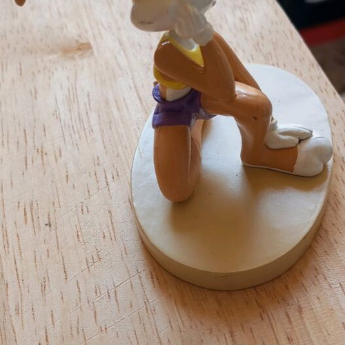 Lola Disney figure like new