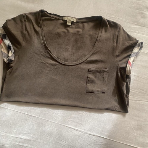 Burberry blouse like new, size XS with stretch fabric