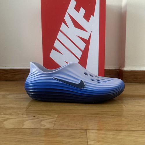 Nike ReactX Rejuven8 men's slippers size 44, white and blue