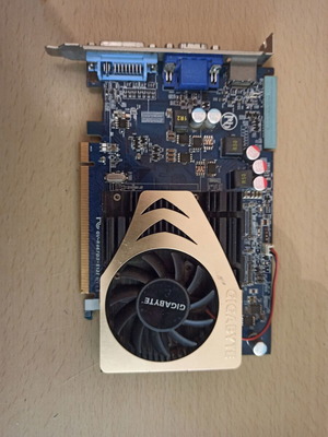 PCI Express Radeon HD 4670 GPU 1GB graphics card lightly used