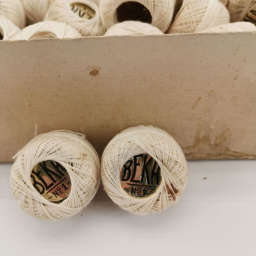 Veka No1 thread balls used, vintage 1960