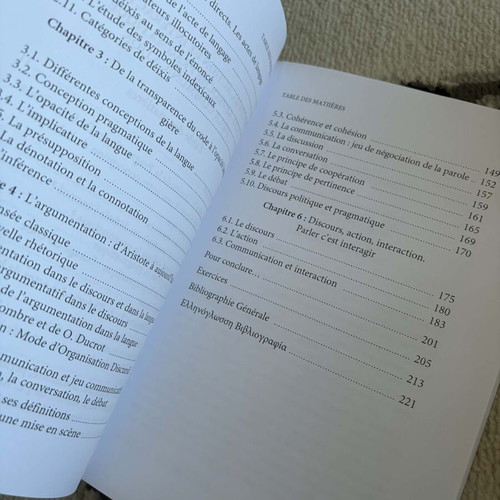 Discourse action interaction book like new, French
