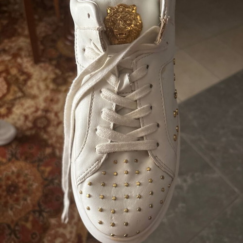 Guess Salerno sneakers size 44, like new, white