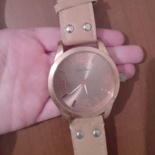 Wristwatch like new, women's beige with large dial