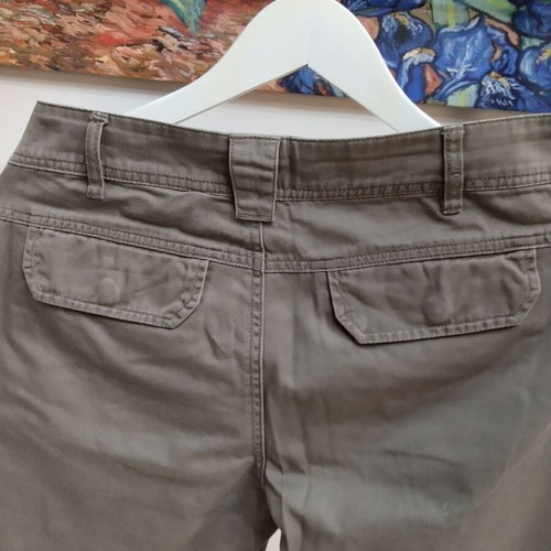 La Redoute women's straight-leg pants size 38, like new, taupe khaki