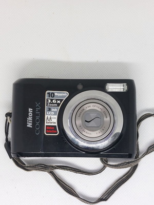 Ψηφιακή φωτογραφική μηχανή Nikon Coolpix L20 σαν καινούργιο με θήκη και κάρτα μνήμης 4GB