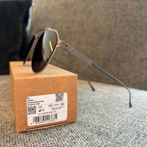 Mykita NO1 Harris shiny graphite/molegr Rawgreen solid sunglasses like new