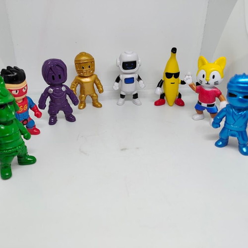 Stumble Guys figures collection 8 pieces like new