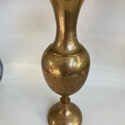 Antique amphora vase used, made of bronze