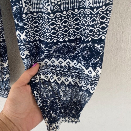 Wide printed pants like new, white and blue, Small/Medium