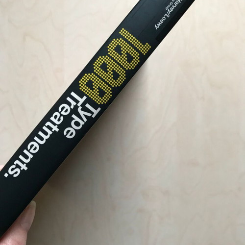 1000 Type Treatments book like new, Wilson Harvey/Loewy