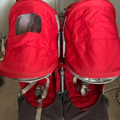 Maclaren Twin Techno red stroller like new for newborn twins