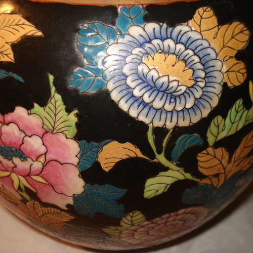 Vintage Chinese vase used