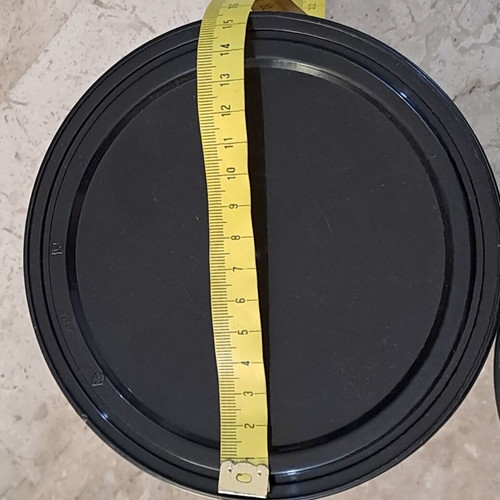 Metal tins new, set of 3 with plastic lid