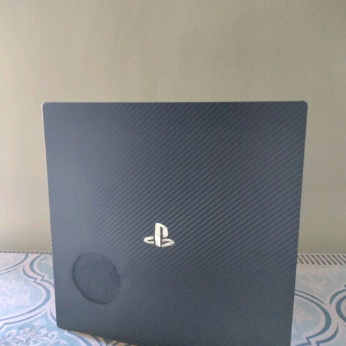 PlayStation 4 Pro like new with 500GB SSD and carbon skin