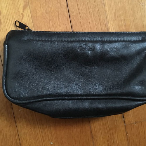 Leather case with 2 zippered compartments like new