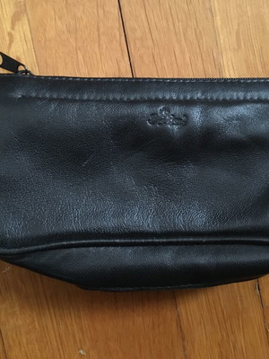 Leather case with 2 zippered compartments like new