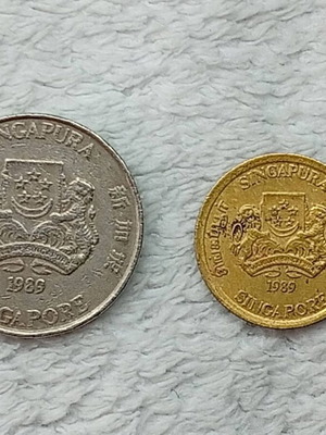 Singapore coins used, set of 2, 1989 5 and 20 cents