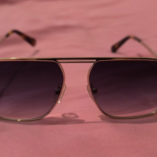 Infinity sunglasses like new, gold color