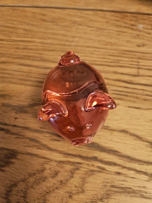 Pink Baccarat pig like new