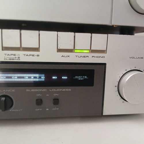 Ενισχυτής Akai AM-U310 σαν καινούργιος, 2 x 40 watts