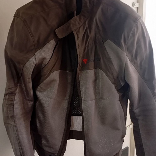Dainese summer jacket used, size 48, olive color, with shoulder and elbow protection