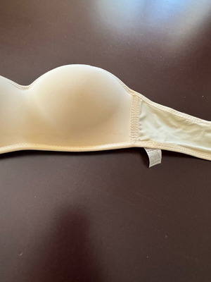 Μπεζ στραπλες σουτιέν ενισχυμένο