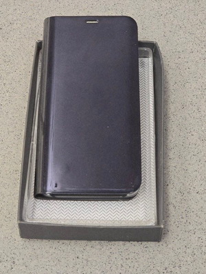 Samsung S9 Plus case used, quality