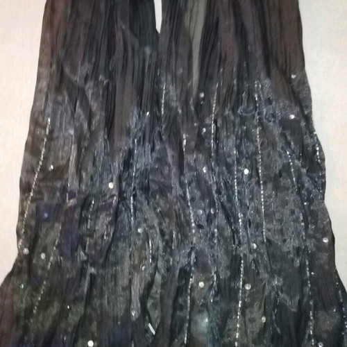 Satin hand bag like new, black with free scarf