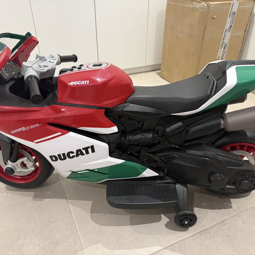 Ducati Panigale 12v electric motorcycle like new