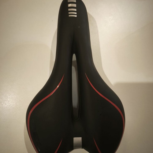 Gel bicycle saddle