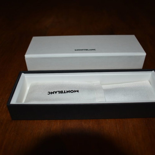 Montblanc Pen like new