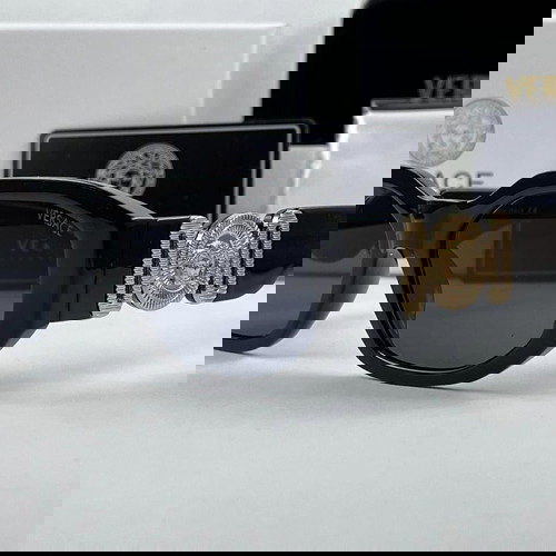 Слънчеви Очила Versace Sunglasses Правоъгълни Черни Версачи УВ400 Gorgona Black Gold