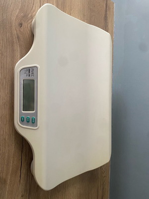 AVEC Digital Baby Scale used