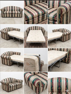 Sofa bed two-seater like new with built-in bed mechanism