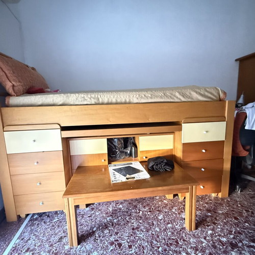 Bed desk with drawers like new, space-saving storage