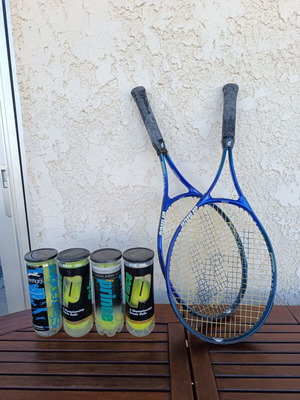 Prince tennis rackets used, pack of 2 with 11 balls