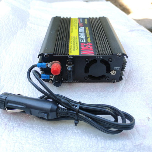 Inverter 12V BC to 220V AC 250W used for lighter