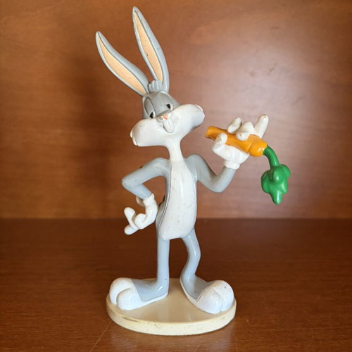 Bugs Bunny figure 15cm