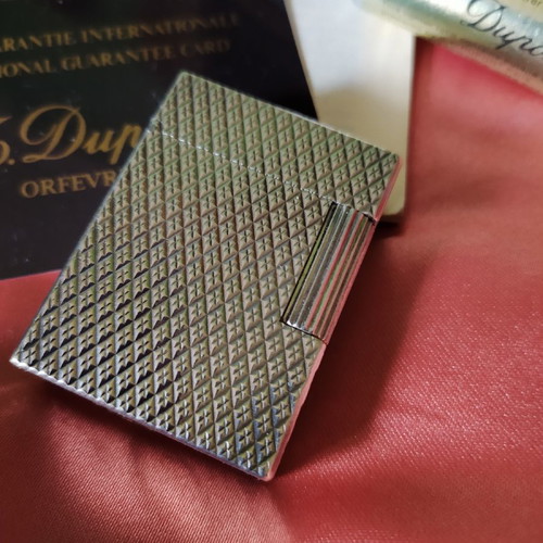 Vintage Dupont Silver Lighter..