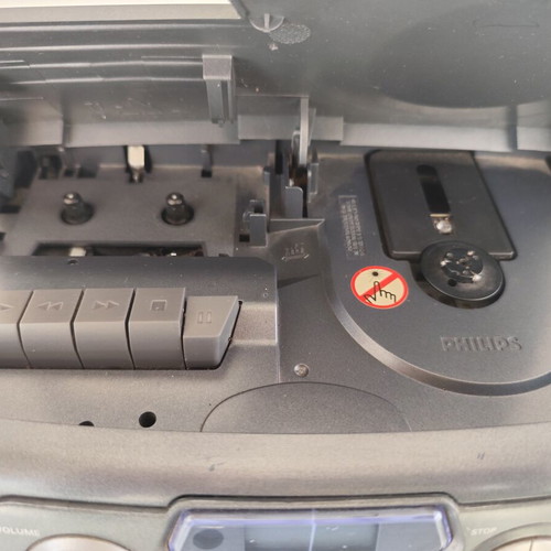 Philips AZ1505 CD Player Cassette Boom Box used