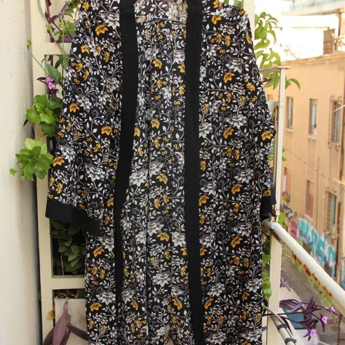 Kimono jacket with flowers new size M