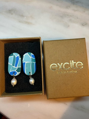 Delear dangling earrings like new, blue and turquoise