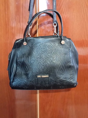 Love Moschino black bag used with crossbody strap