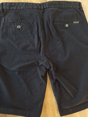 Calvin Klein Jeans men's chino shorts, dark blue