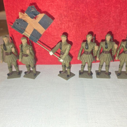 Pal Evzones 1940-41 figures used