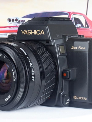Yashica 230-AF 35mm Autofocus SLR Film Camera with AF 35-70mm Macro Lens used