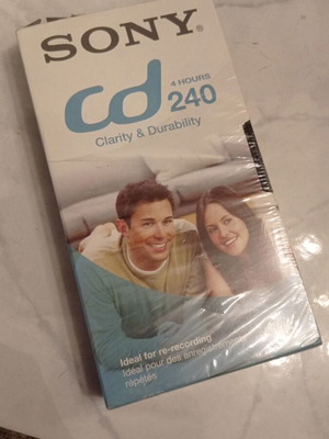 Sony VHS E-240CD video cassette new, sealed, 4 hours