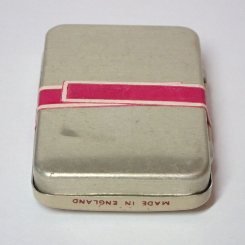 Vintage Solo metal box with needles for record player, new, sealed
